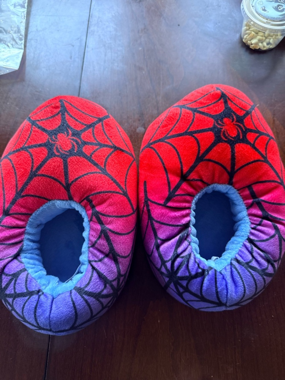 New never been worn Spider-Web Gradient Plush Slippers - Red to Purple